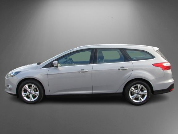FORD FOCUS AT